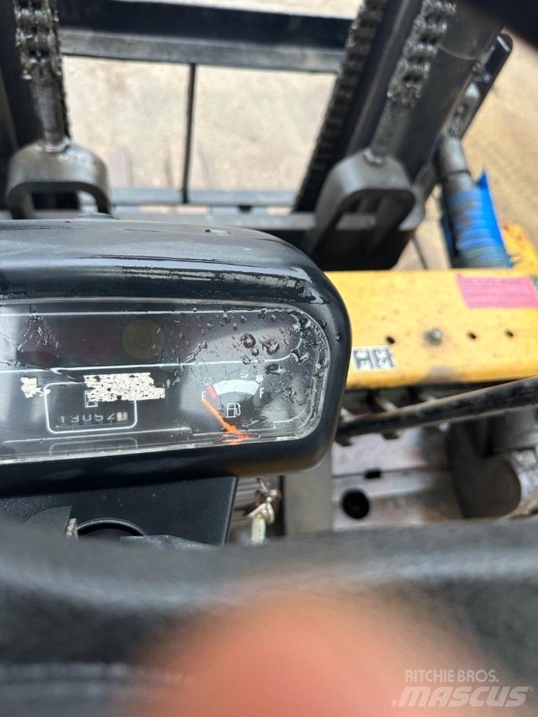 CAT DP 40 디젤 지게차