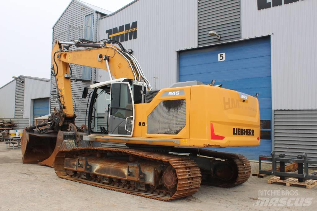 Liebherr R945 대형 굴삭기 29톤 이상