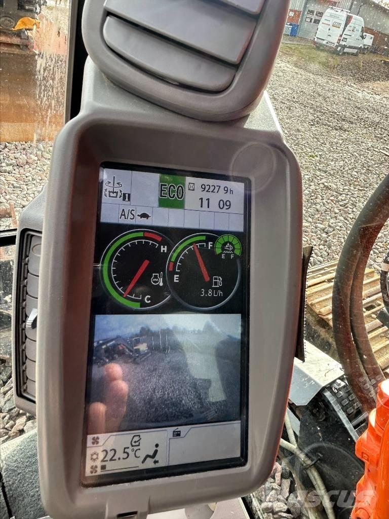 Hitachi ZX225USBL-6 대형 굴삭기 29톤 이상