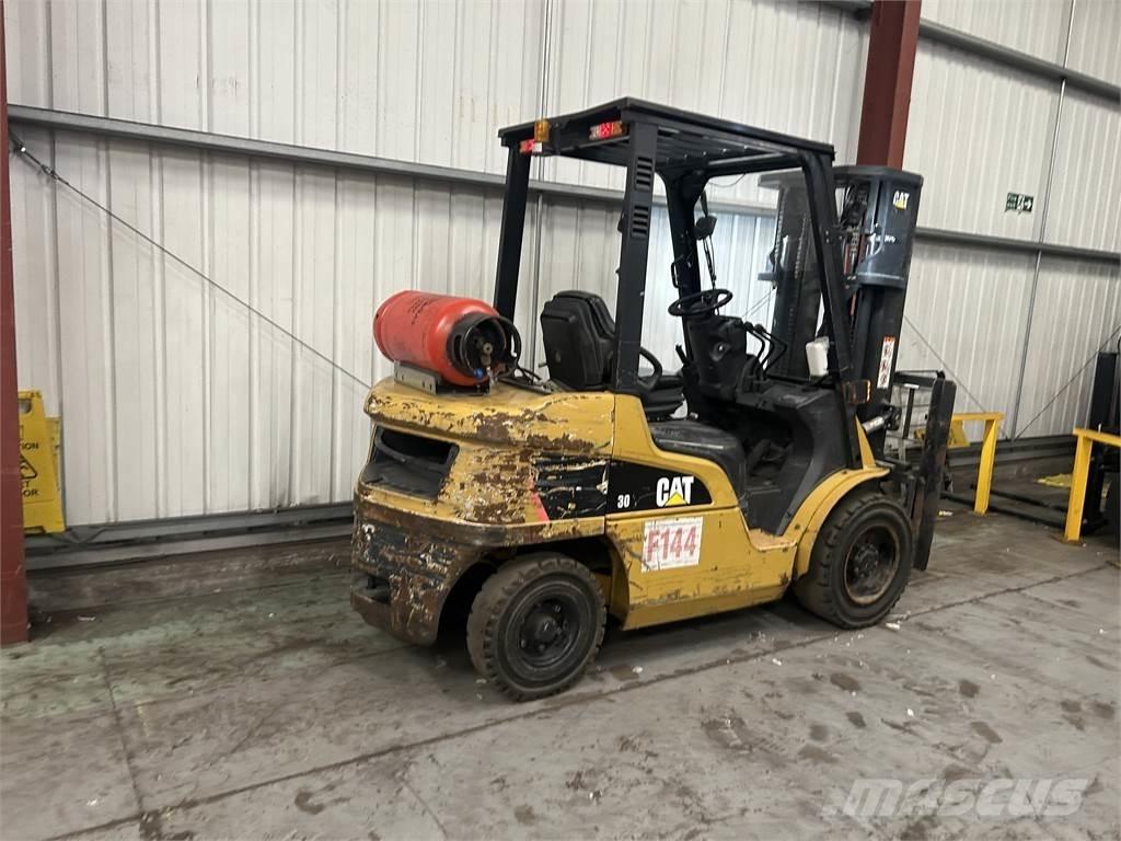 CAT GP30NT LPG 지게차