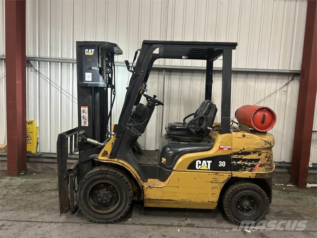 CAT GP30NT LPG 지게차