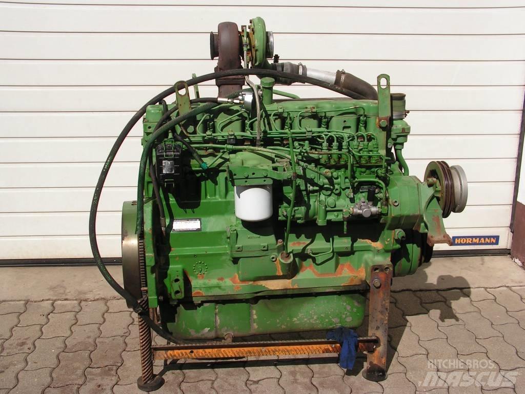 John Deere 2264 엔진