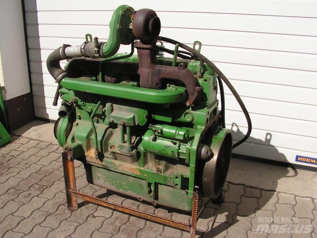 John Deere 2264 엔진