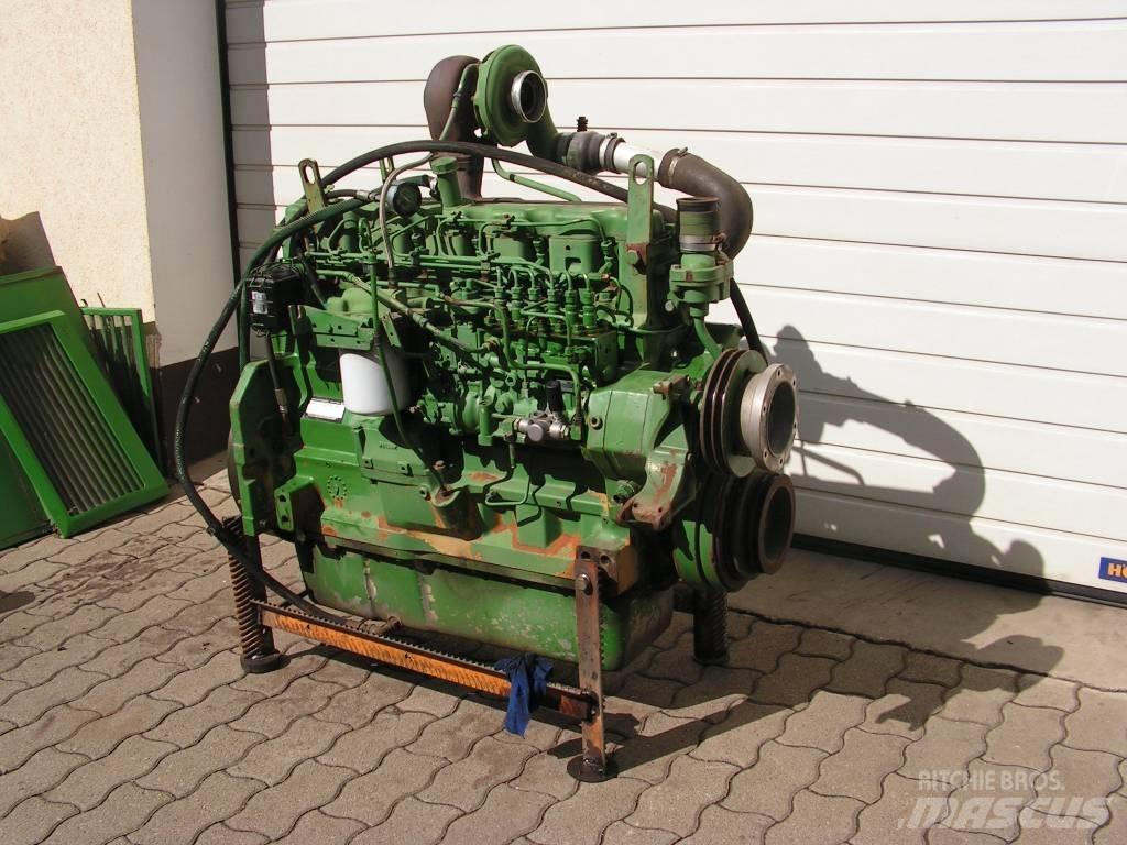 John Deere 2264 엔진