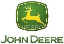 John Deere R740i 견인형 분무기
