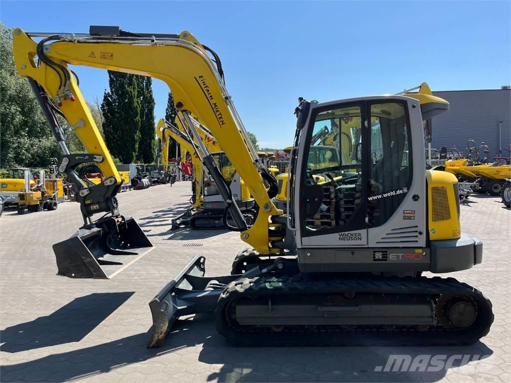 Neuson ET90 중형굴삭기 7톤-28톤
