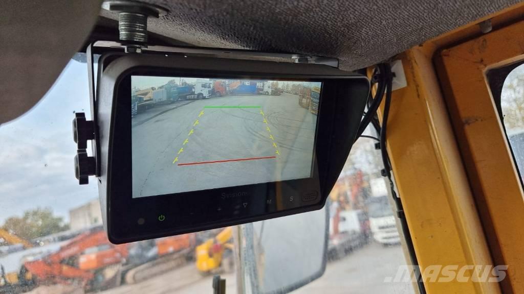 Volvo L 220 D  휠로우더