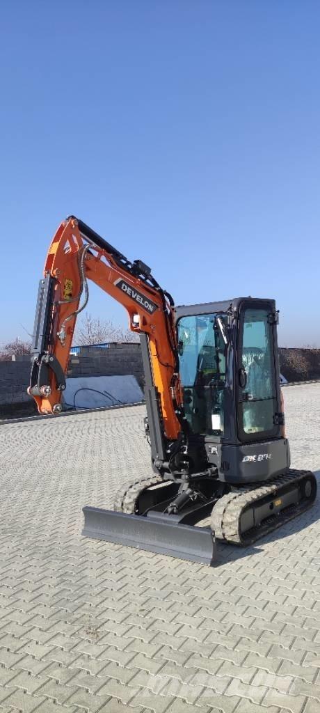 Develon DX 27 Z-7 소형 굴삭기 7톤 미만
