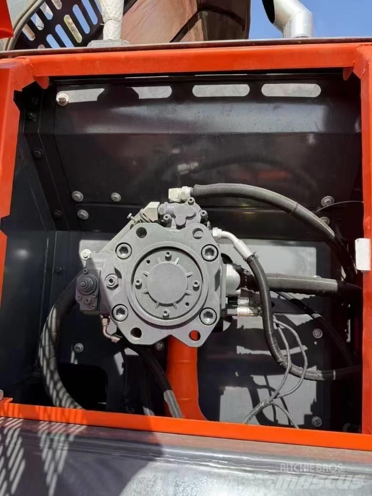 Doosan DX300LC-9C 대형 굴삭기 29톤 이상