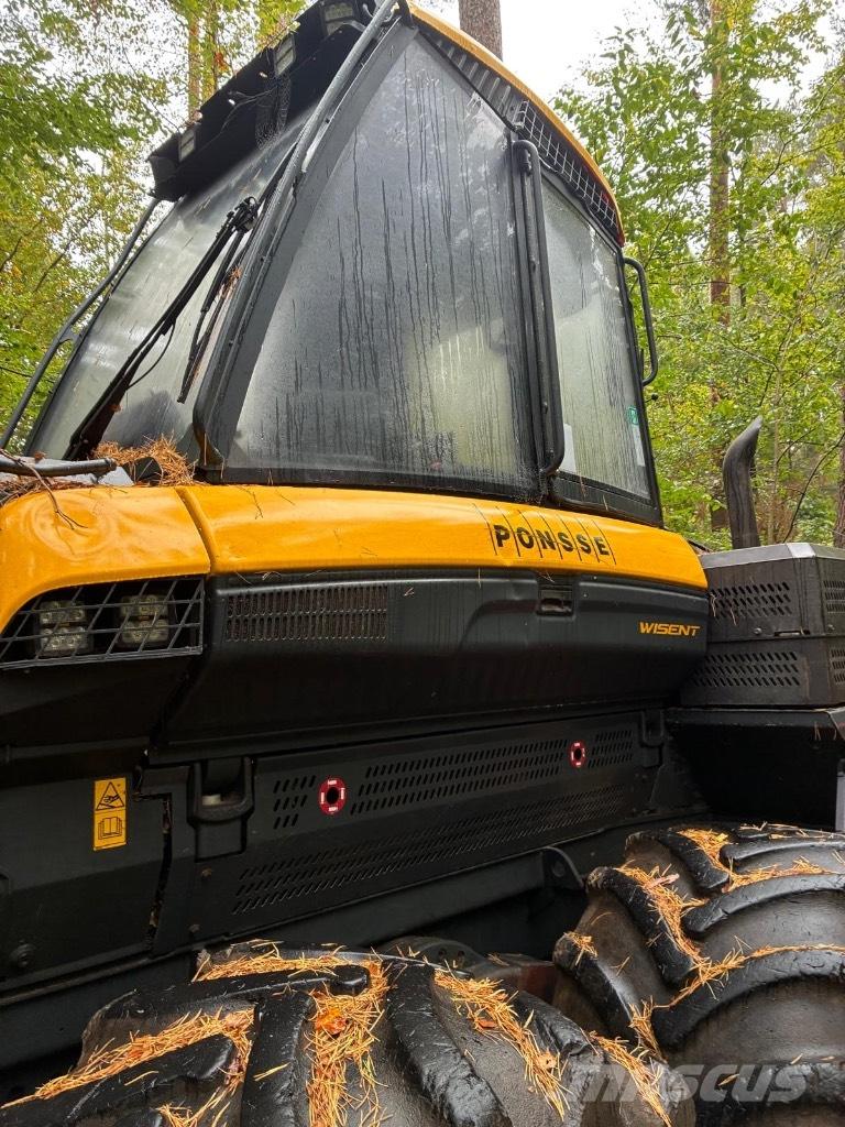 Ponsse Wisent 8W 원목 포워더