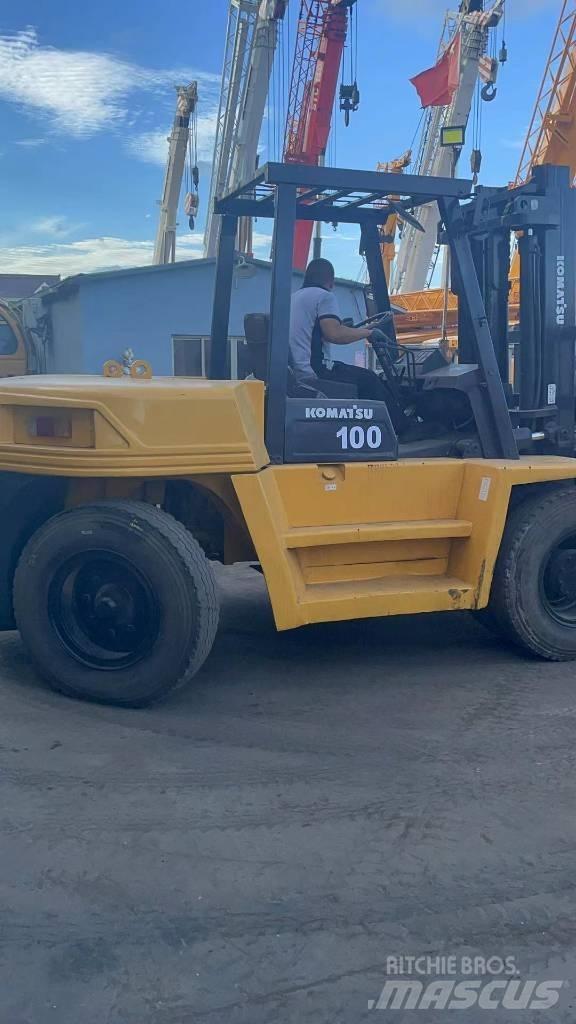 Komatsu 10 Ton 디젤 지게차