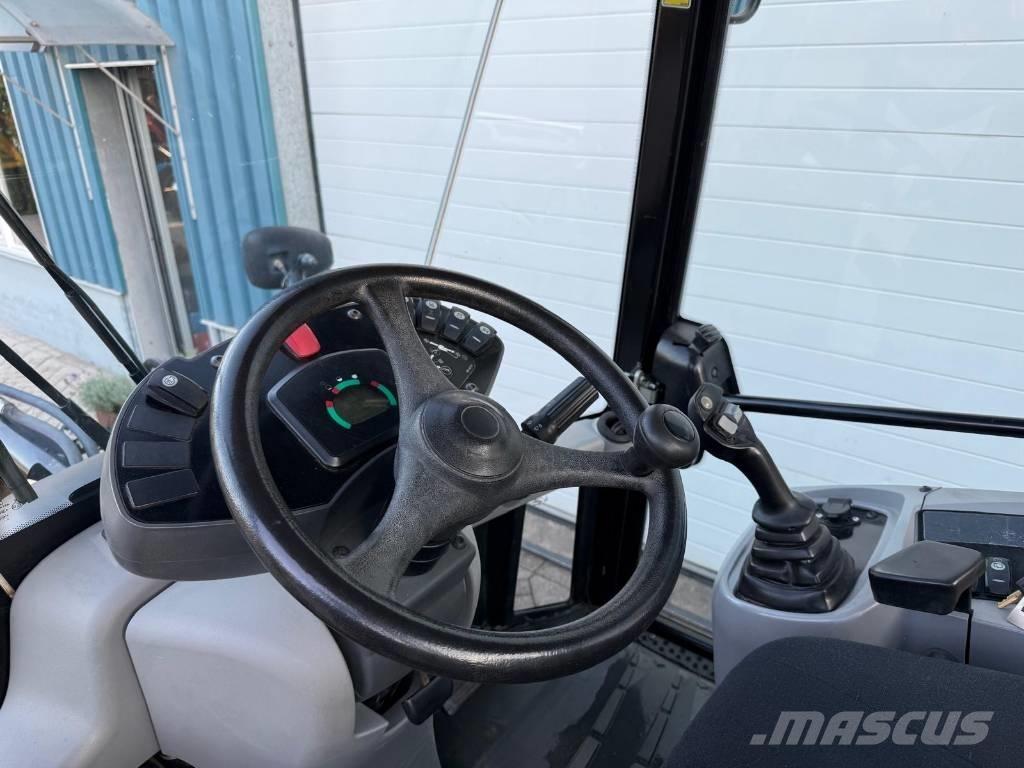 CAT 907 H  휠로우더