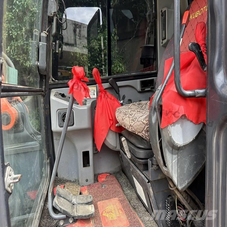 Kubota 183-3 대형 굴삭기 29톤 이상
