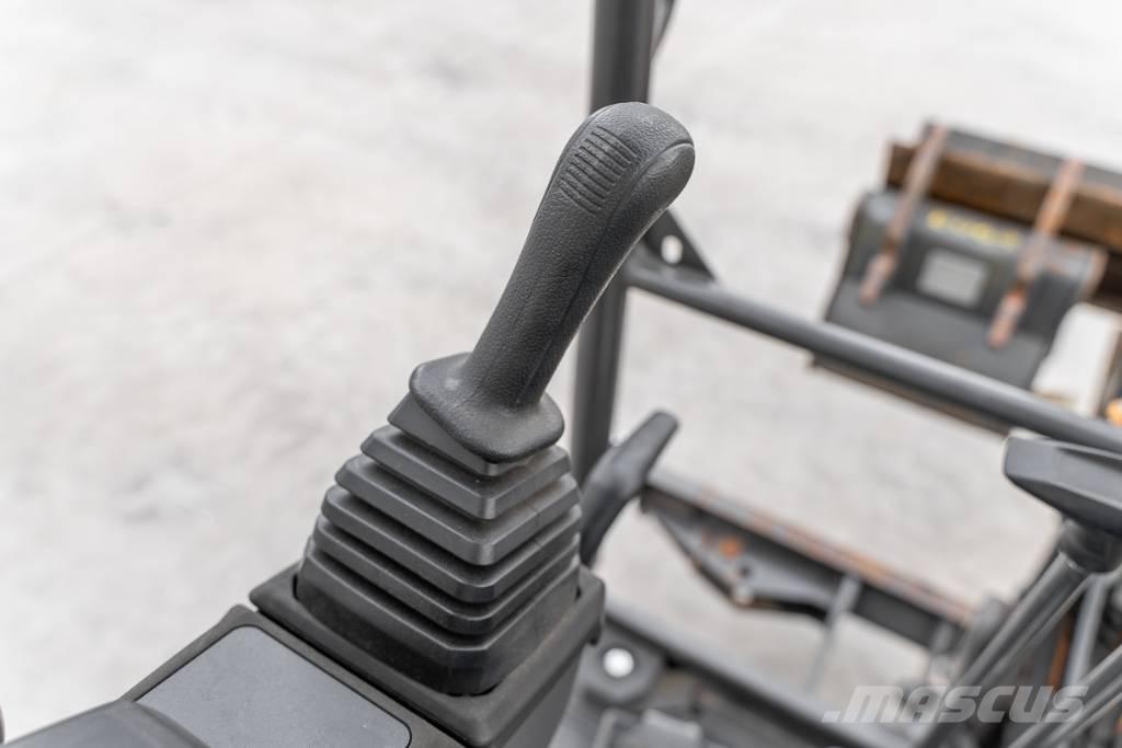 CASE CX 17 D 소형 굴삭기 7톤 미만