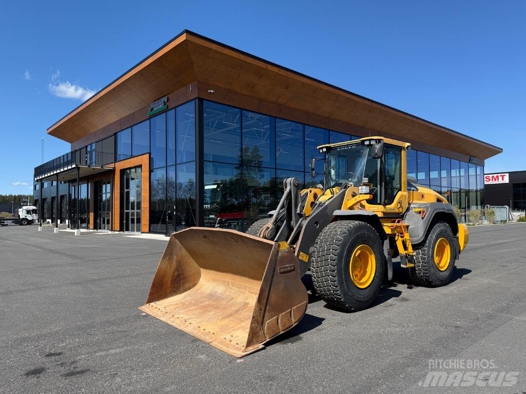 Volvo L120H  휠로우더