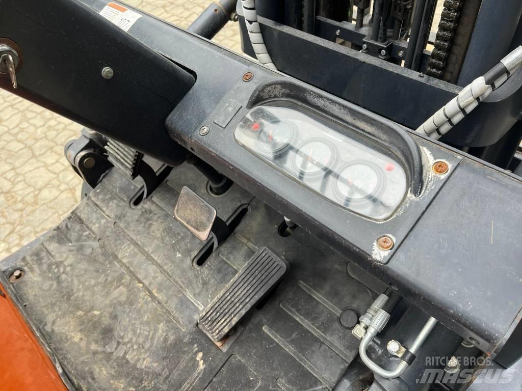 Doosan D 25 GP 디젤 지게차