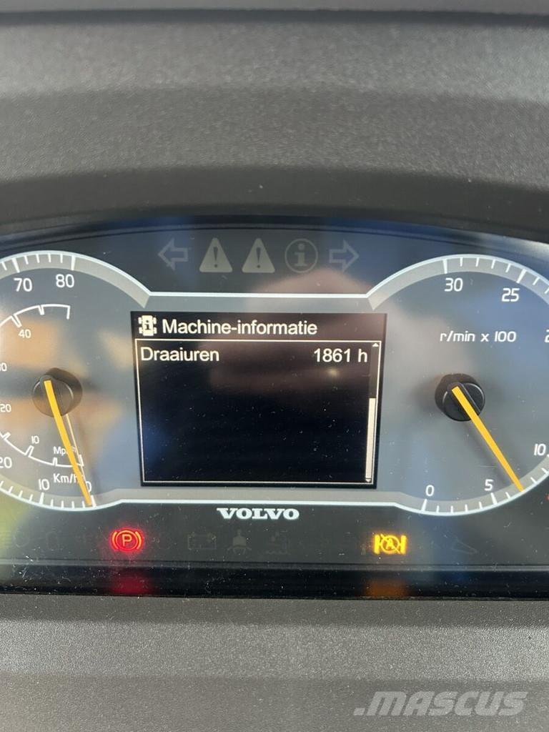 Volvo A45G 연결식 홀러