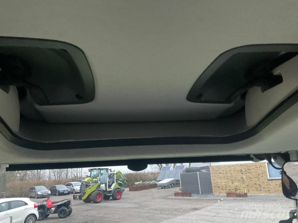 CLAAS ARION 450 트랙터
