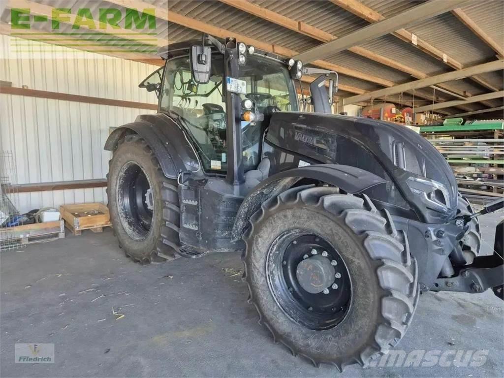 Valtra t235a 트랙터