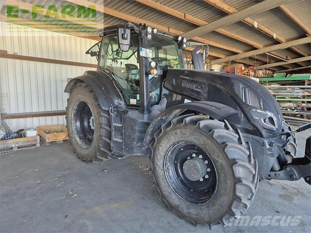 Valtra t235a 트랙터