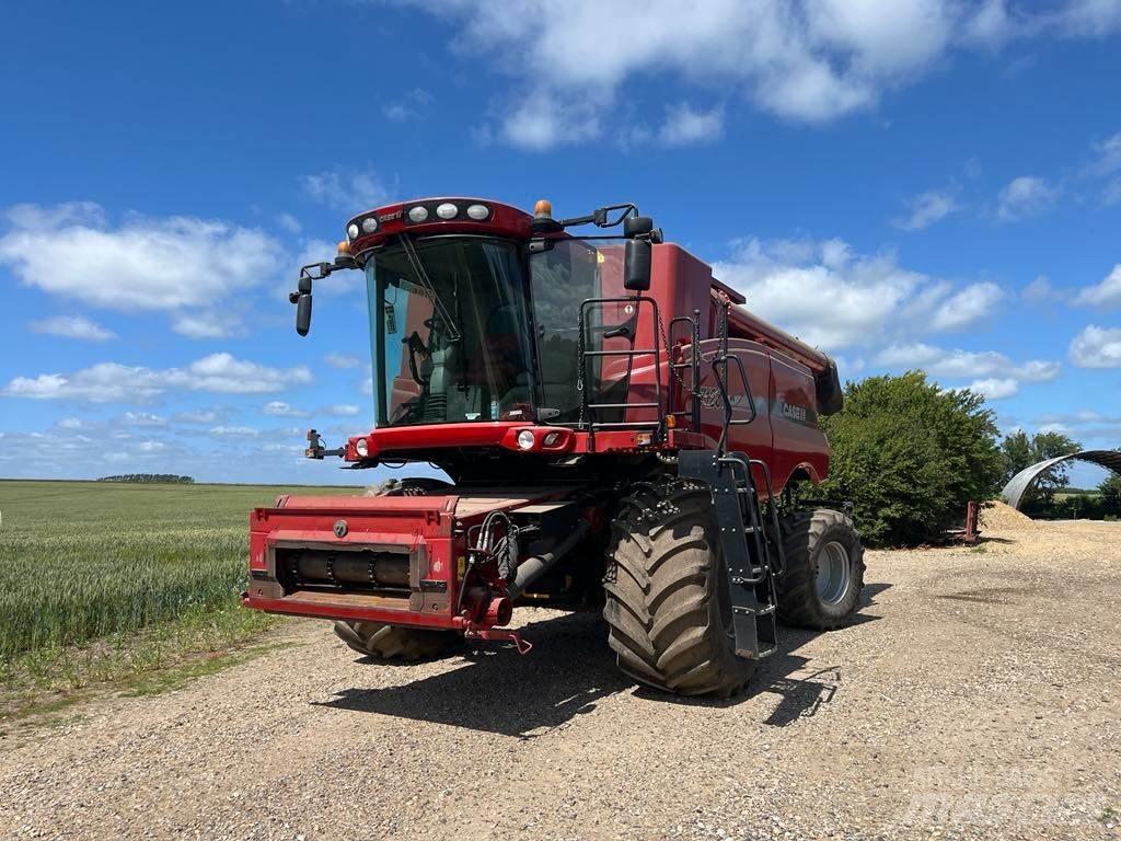 CASE Axial Flow 7120 콤바인 수확기