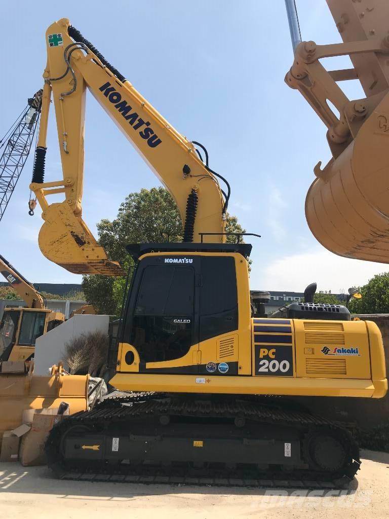 Komatsu PC 200-8N1 대형 굴삭기 29톤 이상