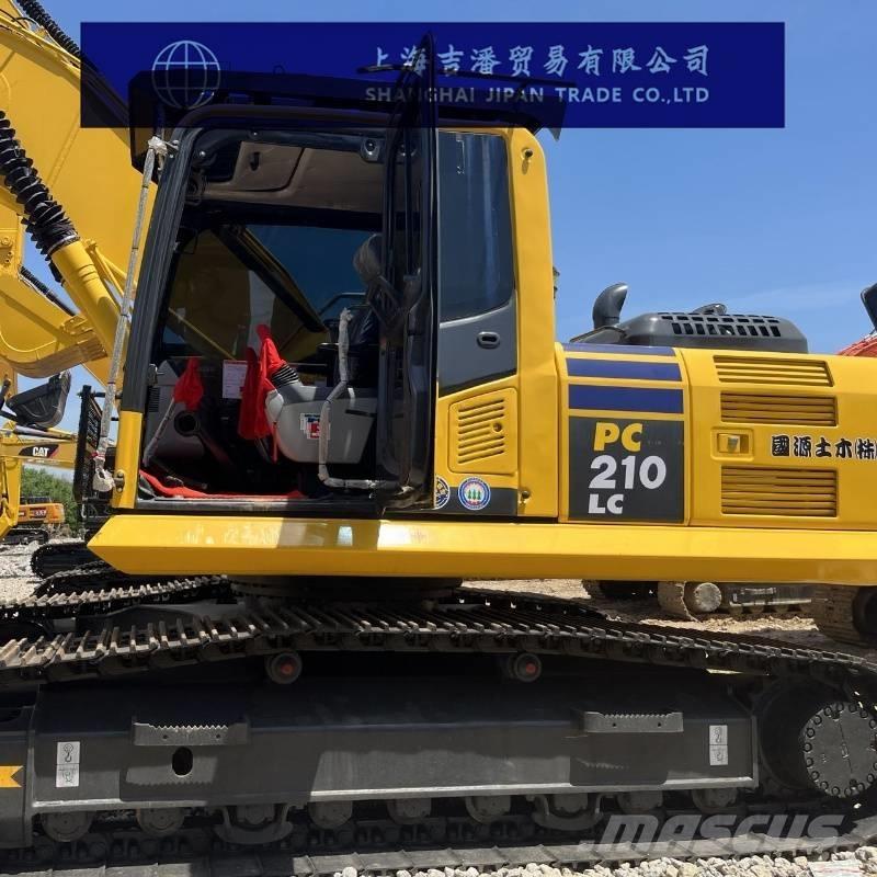 Komatsu PC 210 대형 굴삭기 29톤 이상