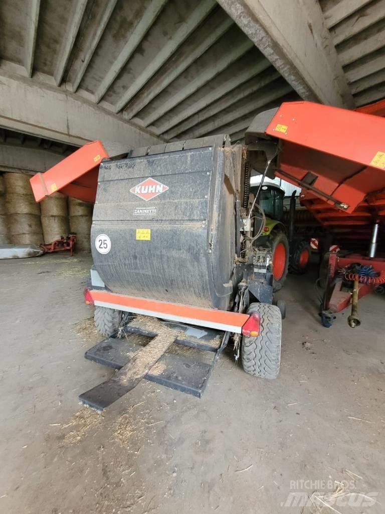 Kuhn VB 2160 원형 곤포기