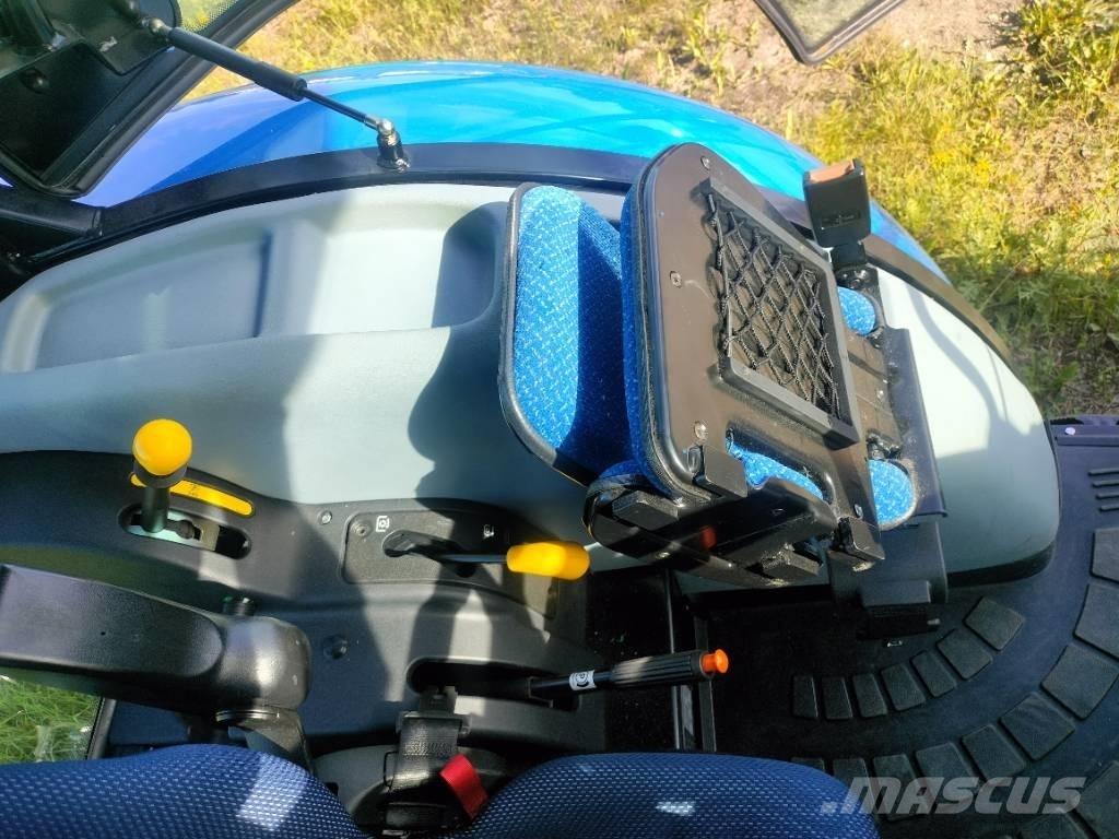 New Holland T 4.75 트랙터