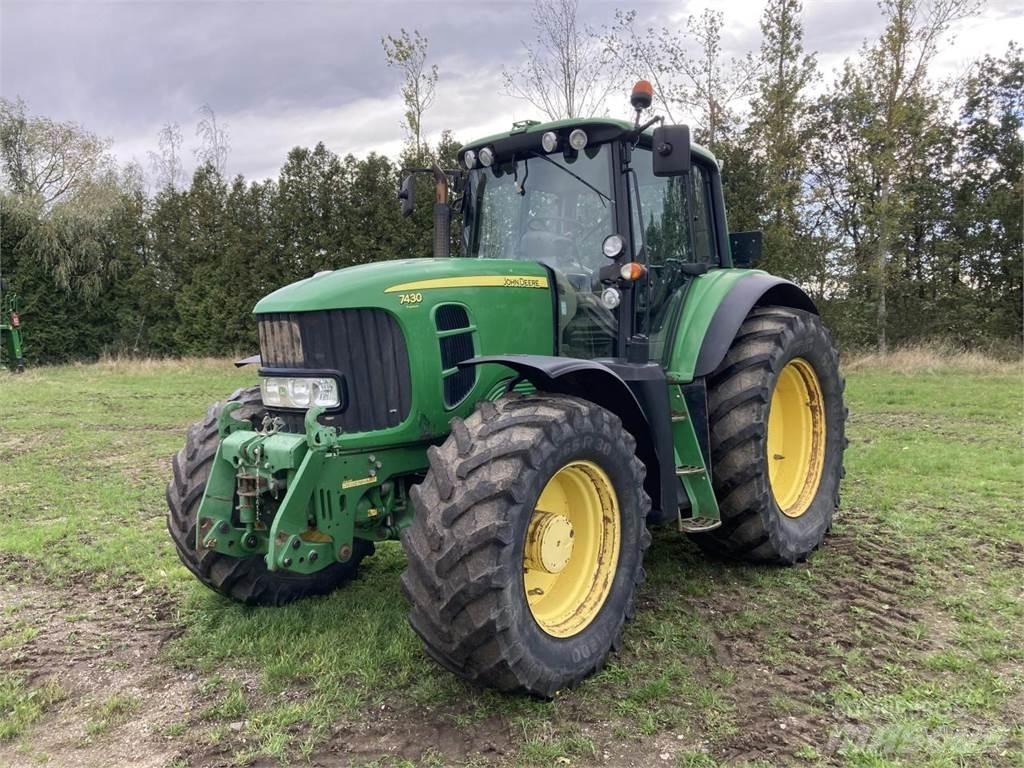 John Deere 7430 트랙터