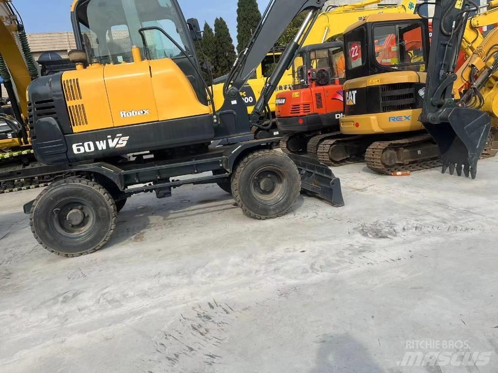Hyundai R60W-9  휠 굴삭기