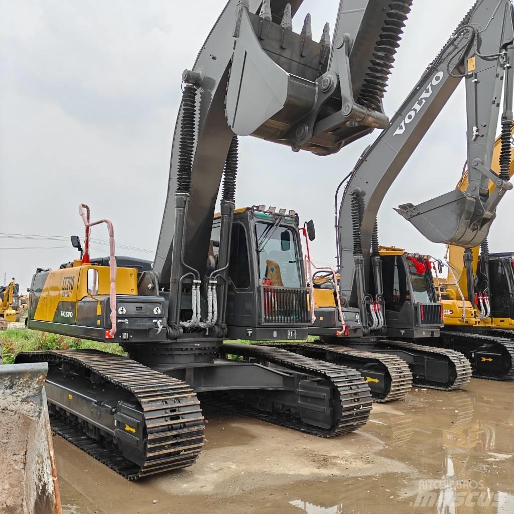Volvo 290D 대형 굴삭기 29톤 이상