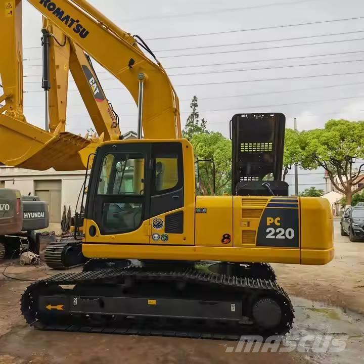 Komatsu PC220-8 대형 굴삭기 29톤 이상