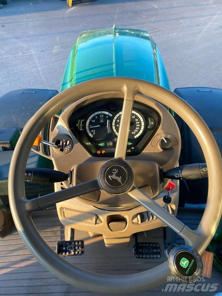 John Deere 6215 R 트랙터