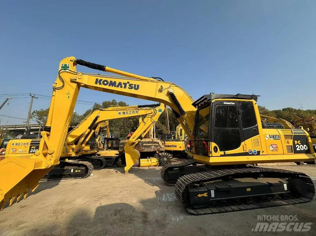 Komatsu PC 200 대형 굴삭기 29톤 이상