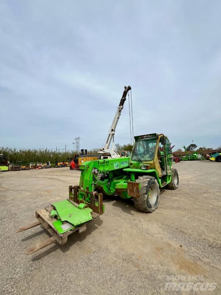 Merlo P38.14 텔러 핸들러