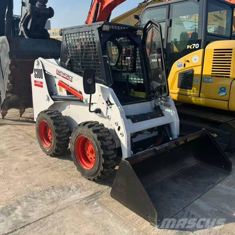 Bobcat S 300  스키드로더
