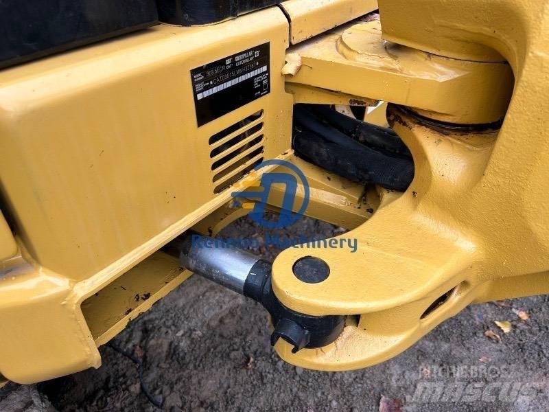 CAT 303.5 E 소형 굴삭기 7톤 미만