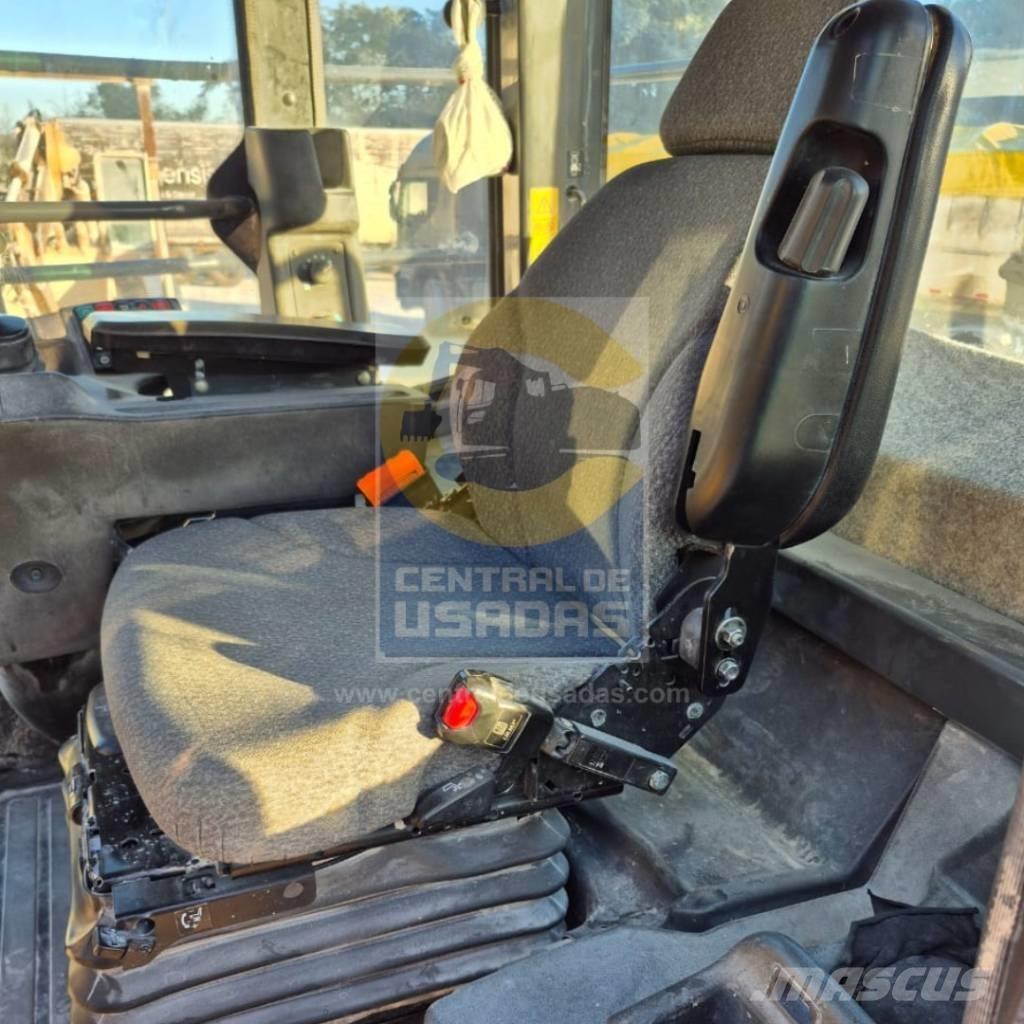 John Deere 724 K  휠로우더