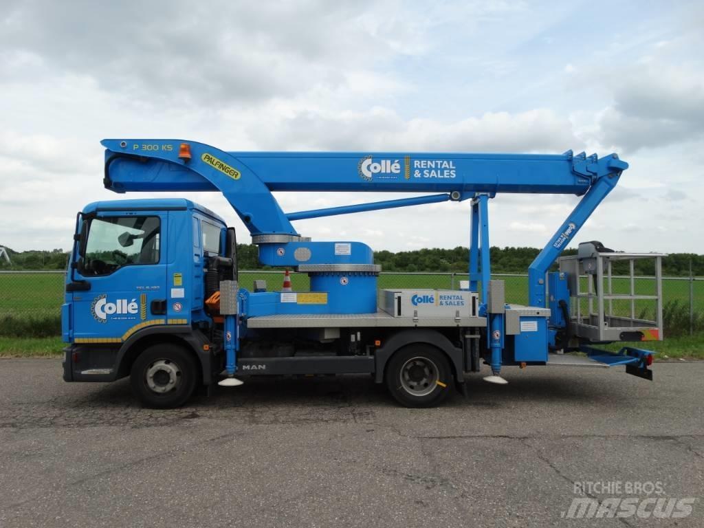 Palfinger P 300 KS 트럭 탑재 고소작업대