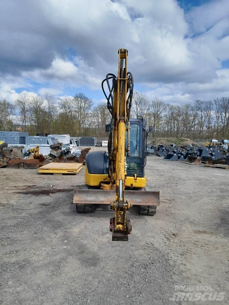 Komatsu PC55MR-3 소형 굴삭기 7톤 미만
