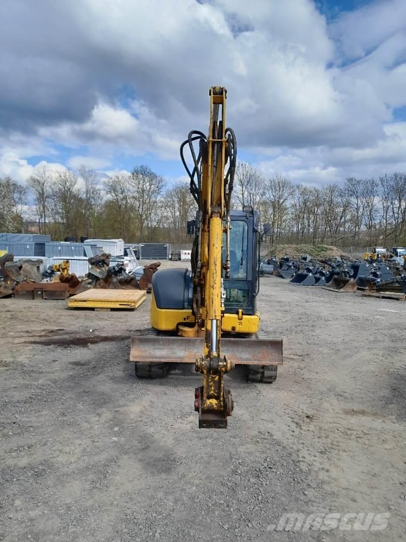 Komatsu PC55MR-3 소형 굴삭기 7톤 미만