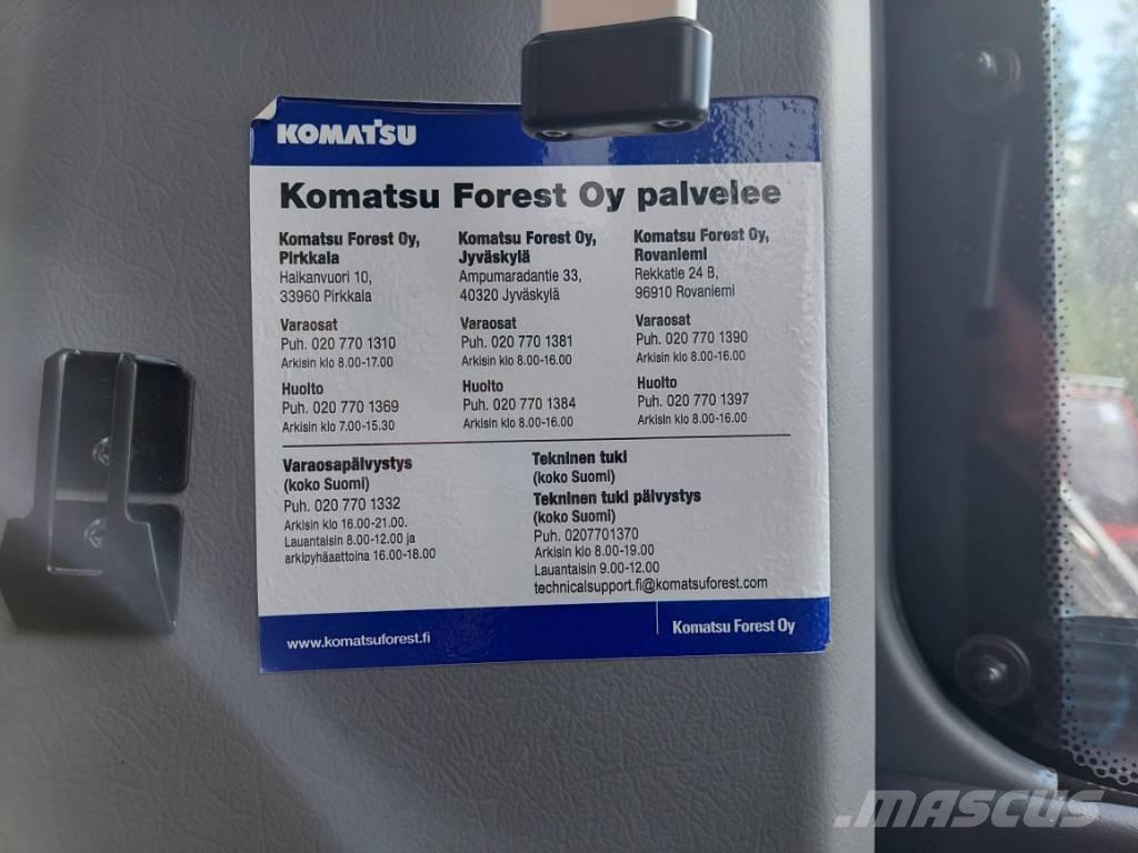 Komatsu 901 XC 원목 하베스터