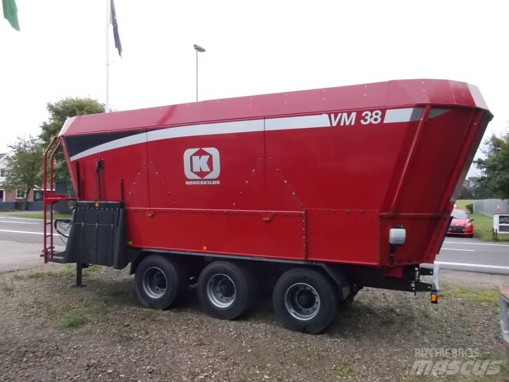 Kongskilde VM 38-3 믹서 피더