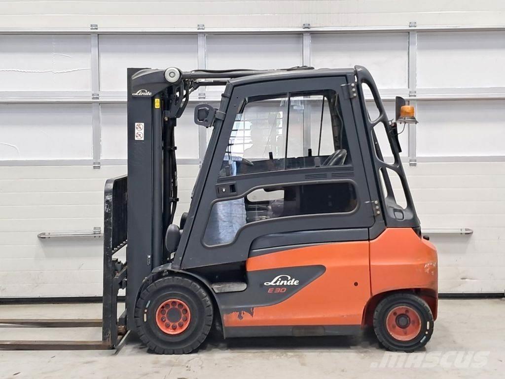 Linde E30-01 전동 지게차
