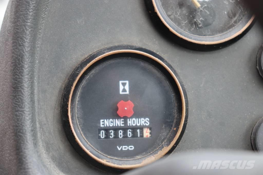 Manitou MT 732 텔러 핸들러