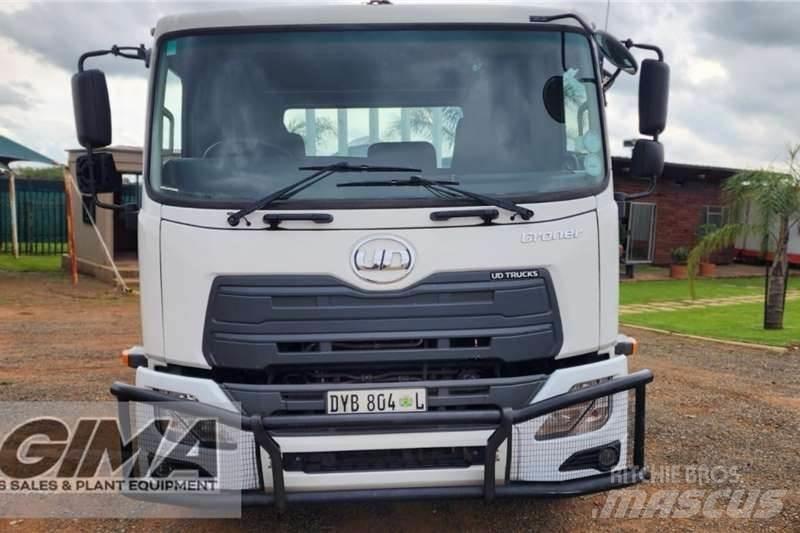 UD Croner PKE280 기타 트럭