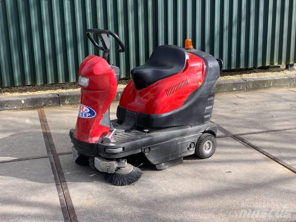  Sweep 1050E 도로 청소차