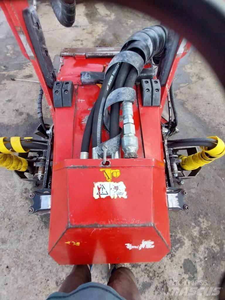 Komatsu 941.1 원목 하베스터