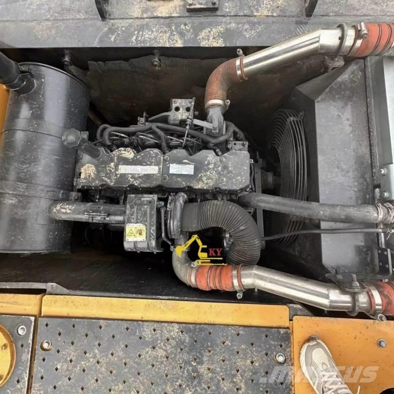 Hyundai 225VS 대형 굴삭기 29톤 이상